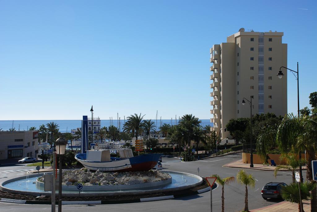 Estepona Marina Apartment Luaran gambar